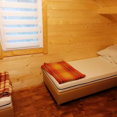 펜션 Osrodek Wypoczynkowy Skrzat