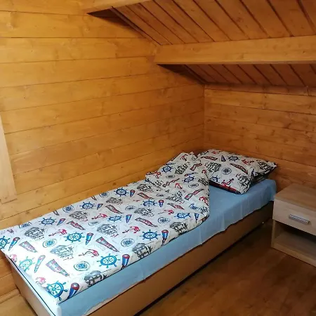 Osrodek Wypoczynkowy Skrzat * 포비에로보